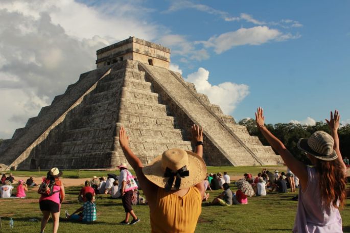 Unos 7 mil visitantes presenciaron el fenómeno del equinoccio en Chichén Itzá