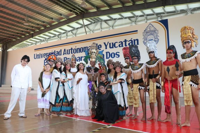 Intensa actividad en la Escuela Preparatoria Dos de la UADY