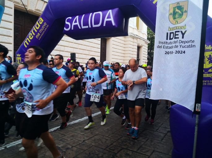 Tixkokob y Mérida se coronan como ganadores absolutos en la carrera Fundación UADY