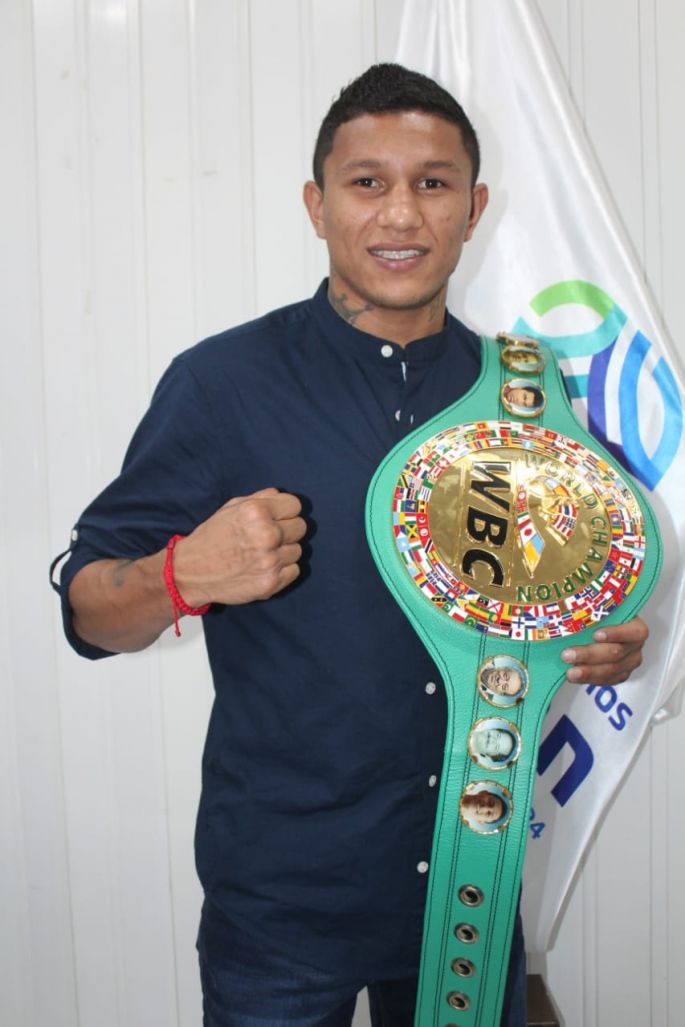 Miguel “El Alacrán” Berchelt regresa a Yucatán a celebrar la 6ta. defensa de su título mundial