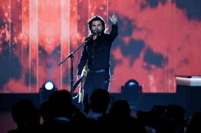 El Grammy Latino celebra 20 años sin mucho reguetón