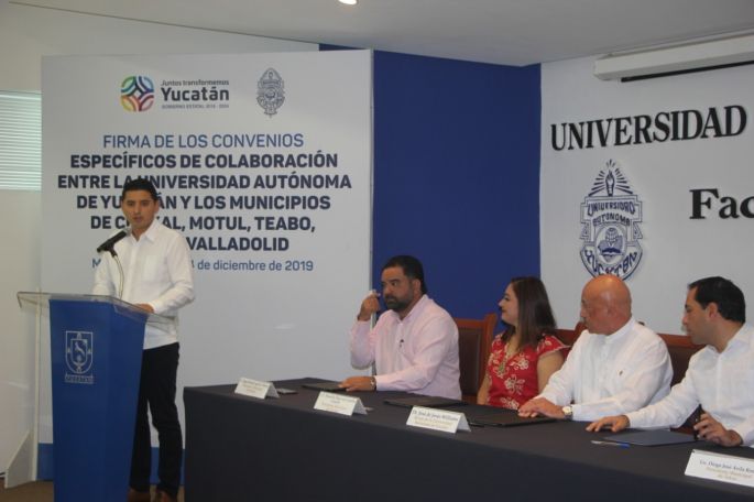 Por una mejor educación, firman convenio educativo el Ayuntamiento de Tekax y la UADY
