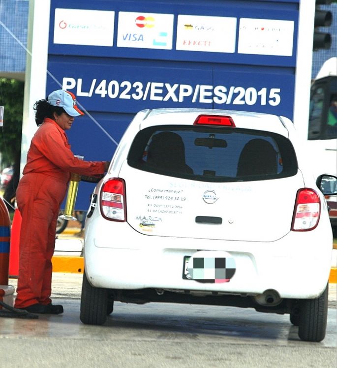 Trabajadoras de gasolineras en México  viven el infierno diario de acoso laboral y sexual