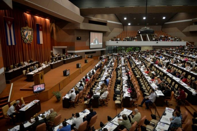 Parlamento cubano traza plan de resistencia a la presión económica de EEUU