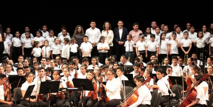 Se presentan futuros integrantes Orquesta Sinfónica Infantil y Juvenil de Yucatán