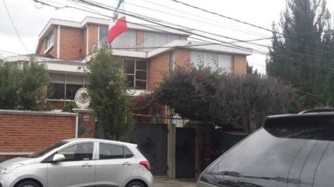 Se pone más rispido problema diplomático: Bolivia acusa a la legación española