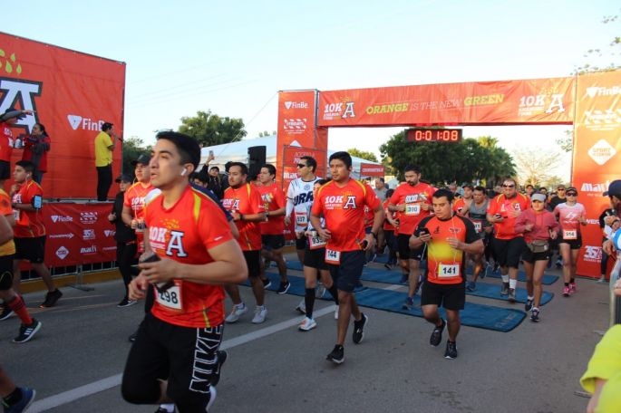 Se realiza con éxito la carrera Anáhuac-Finbe de 10 kilómetros