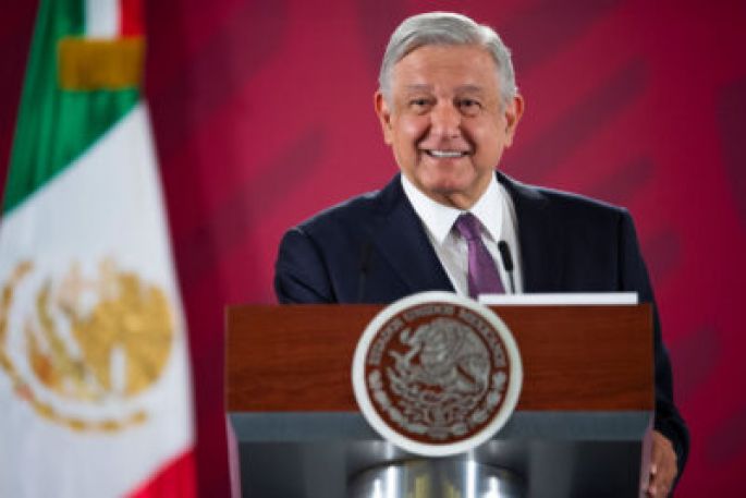 Adiós a los “puentes”, AMLO propondrá que días feriados sean cuando corresponda