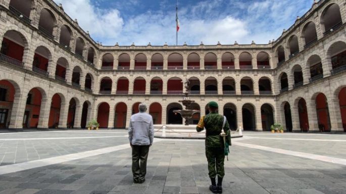 “No se ha quedado nadie sin atención médica, no se han rebasado las capacidades”, asegura AMLO 
