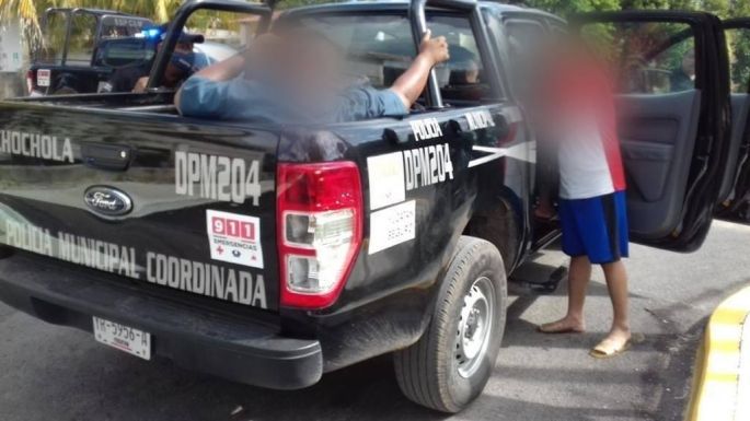 Borrachos y usando una patrulla detienen al director y policías municipales de Chocholá