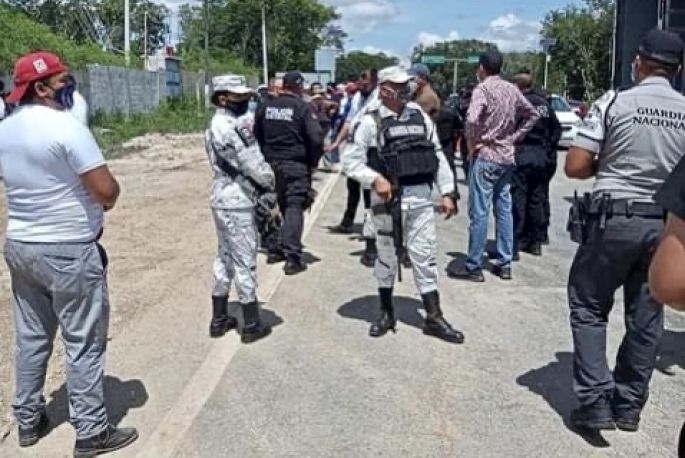Otro bloqueo de cetemistas al Tren Maya  en Valladolid, interviene la Guardia Nacional
