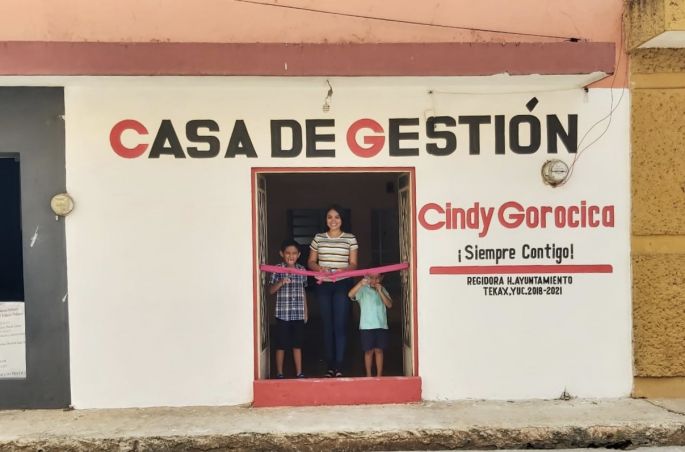 Inaugura regidora de Tekax Cindy Gorocica, su nueva casa de gestión