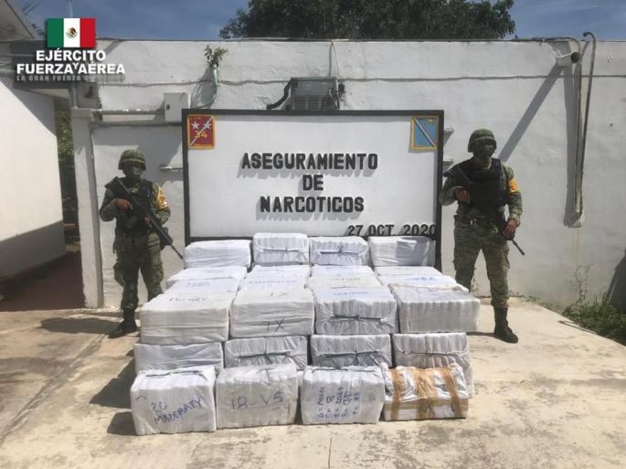 Decomisan más de una tonelada y media de probable cocaína en Quintana Roo