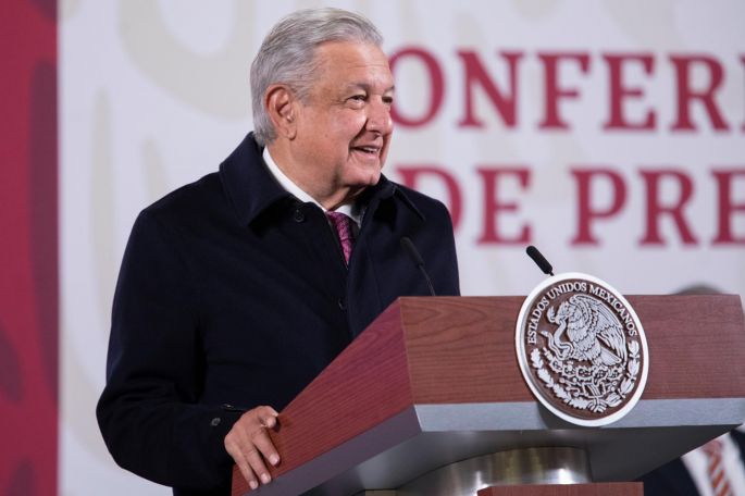 Familiares de personas fallecidas por COVID-19 recibirán apoyo económico para gastos funerarios, anuncia AMLO