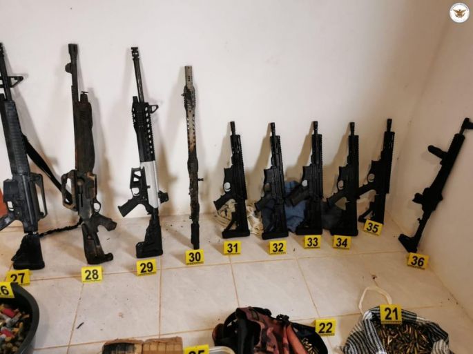 Decomisan un arsenal en Chiapas; hay 2 detenidos 
