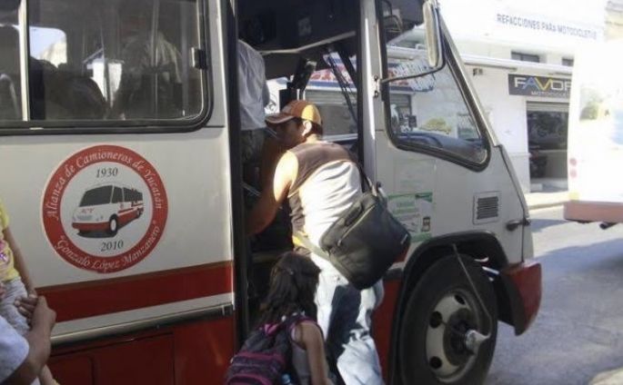 Camioneros de la Alianza se quejan contra sus “dirigentes” por atentados laborales