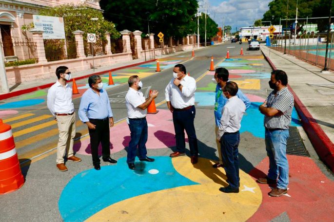 Ayuntamiento y sociedad trabajan unidos por una movilidad sustentable que distinga a la Mérida de 10, afirma el alcalde Renán Barrera