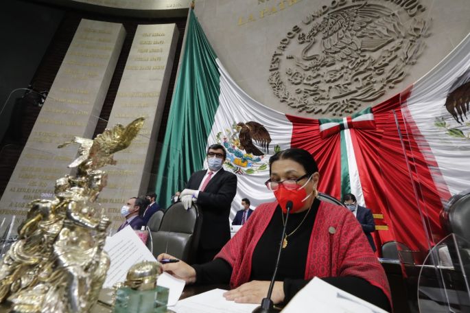 Se instala la Comisión Permanente del Congreso de la Unión, Dulce María Sauri Riancho fue electa como presidenta