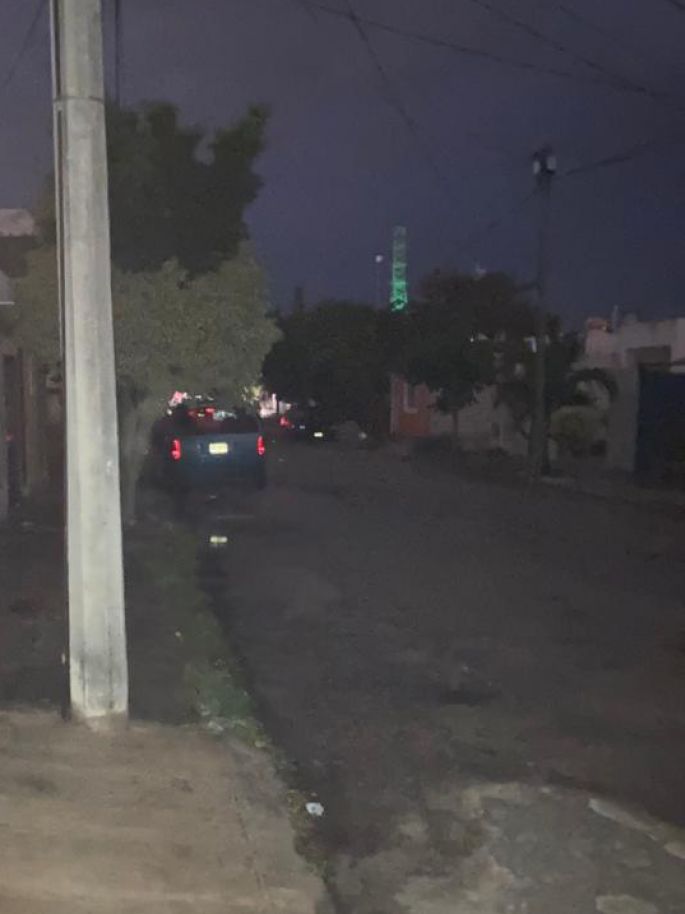 Prolongado apagón de luz afecta el fraccionamiento Cámara de la Construcción