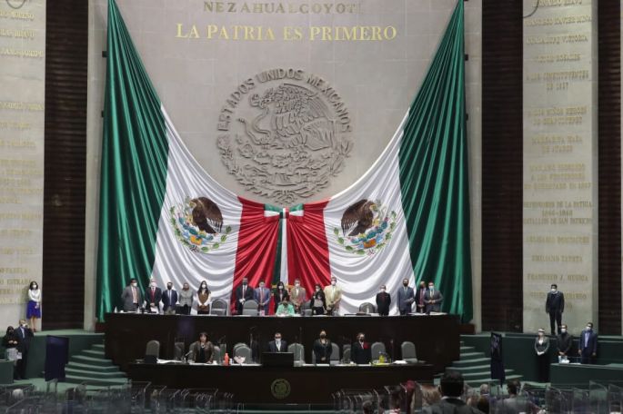 Con el voto en contra de la oposición aprueban en lo general, el dictamen que reforma la Ley de la Industria Eléctrica