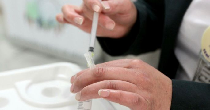IMSS Yucatán invita a vacunarse contra sarampión y rubéola 
