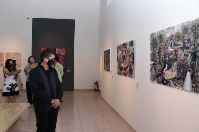Inauguran muestra de la V Bienal de Pintura José Atanasio Monroy; exhiben  65 obras en el Macay   