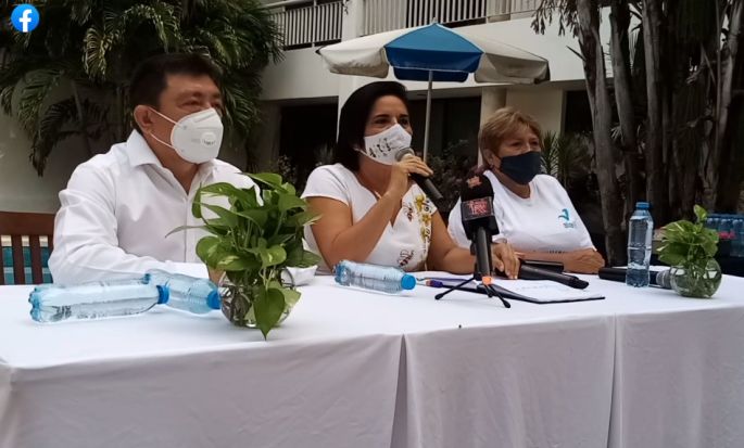 Reduciremos los ingresos de los regidores, incluyéndome: Nelly Ortiz