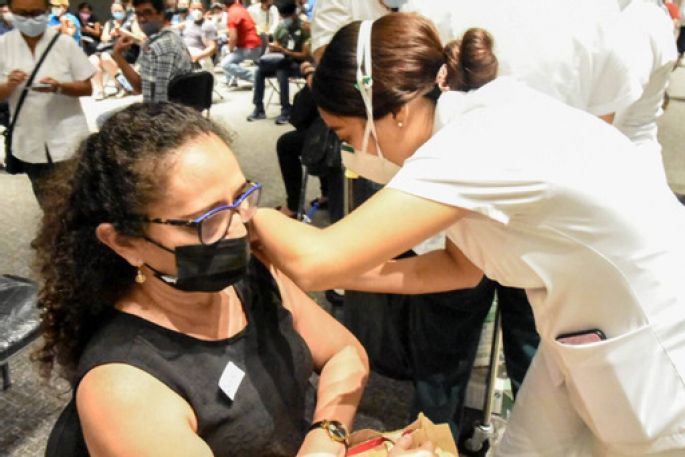 El Gobernador Mauricio Vila Dosal dio a conocer el proceso de registro y vacunación que se llevará en Yucatán para los docentes en activo