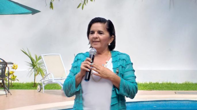 Yo no estoy por el dinero, yo estoy para servir a los meridanos: Nelly Ortiz