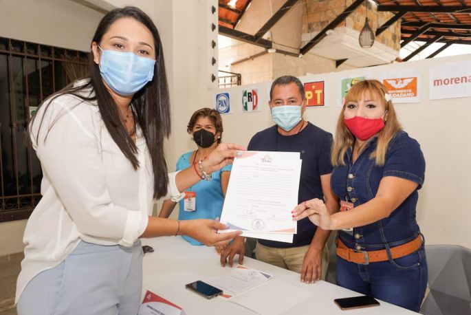 Después de 21 años, el PAN recupera el distrito III local con Karem Achach 