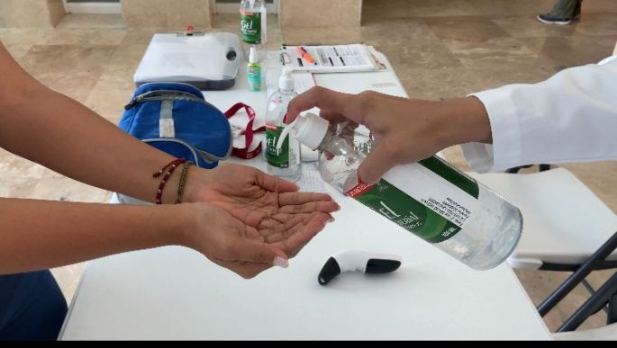IMSS Yucatán fortalece en sus instalaciones filtros sanitarios y medidas preventivas ante el COVID-19