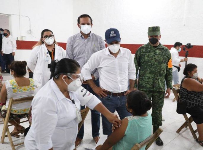 A partir de mañana viernes, aplicarán segunda dosis de vacuna contra el Coronavirus a personas de 50 a 59 años de Mérida