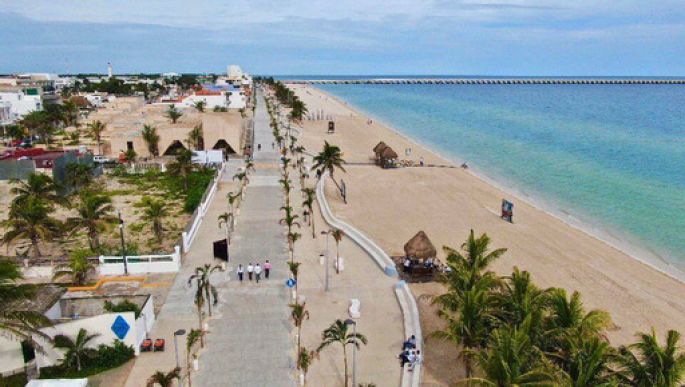 Entrega el Gobernador Mauricio Vila la segunda etapa de la modernización de la imagen del Malecón de Progreso
