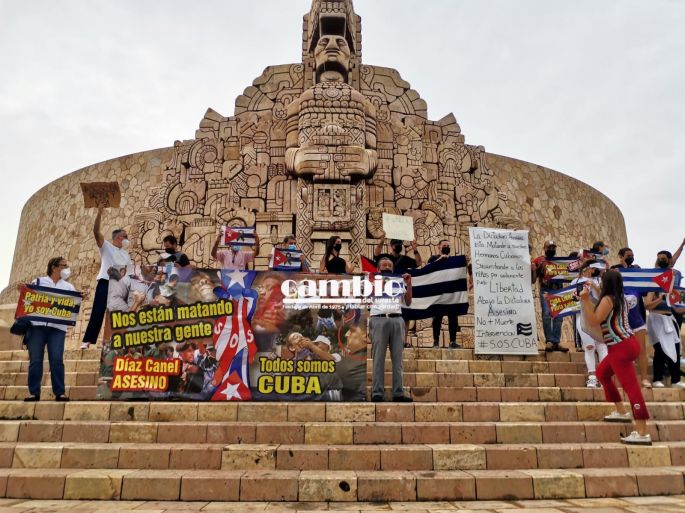 Cubanos protestan de nuevo contra su gobierno en Mérida