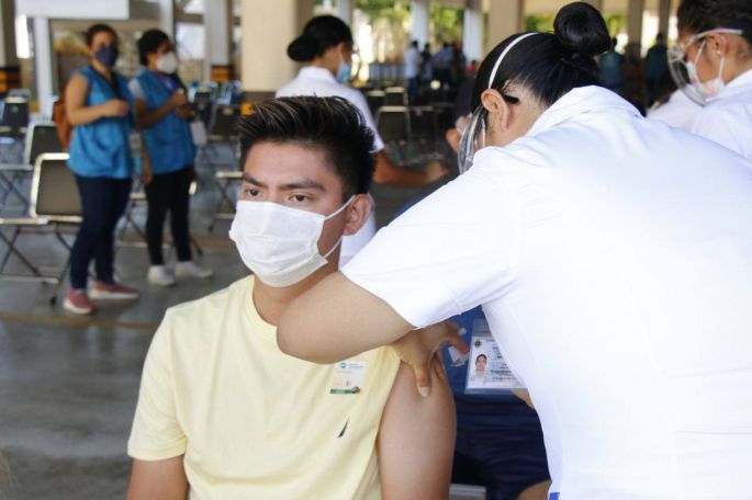Mañana llegarán a Yucatán 236,200 vacunas contra el Coronavirus para personas de 18 a 29 años de Mérida