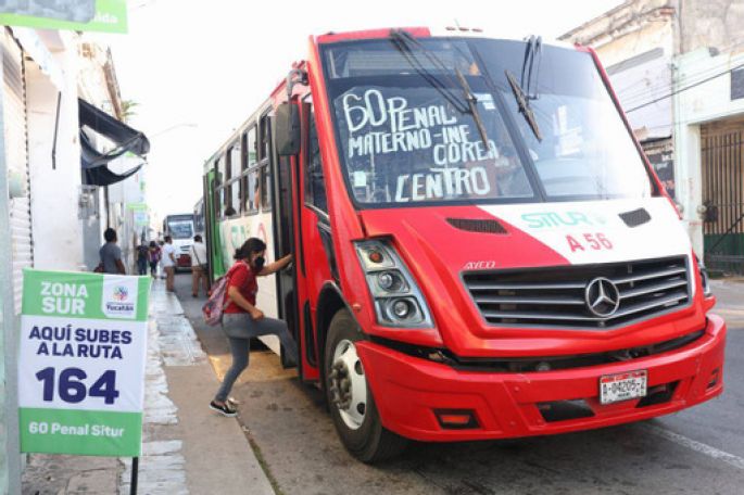 Sin mayores contratiempos transcurre segunda jornada con las nuevas zonas de ascenso y descenso de transporte público del Centro Histórico de Mérida