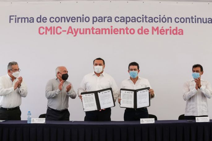Unidos por la reactivación económica, Ayuntamiento de Mérida y CMIC impulsan la capacitación de los trabajadores del ramo