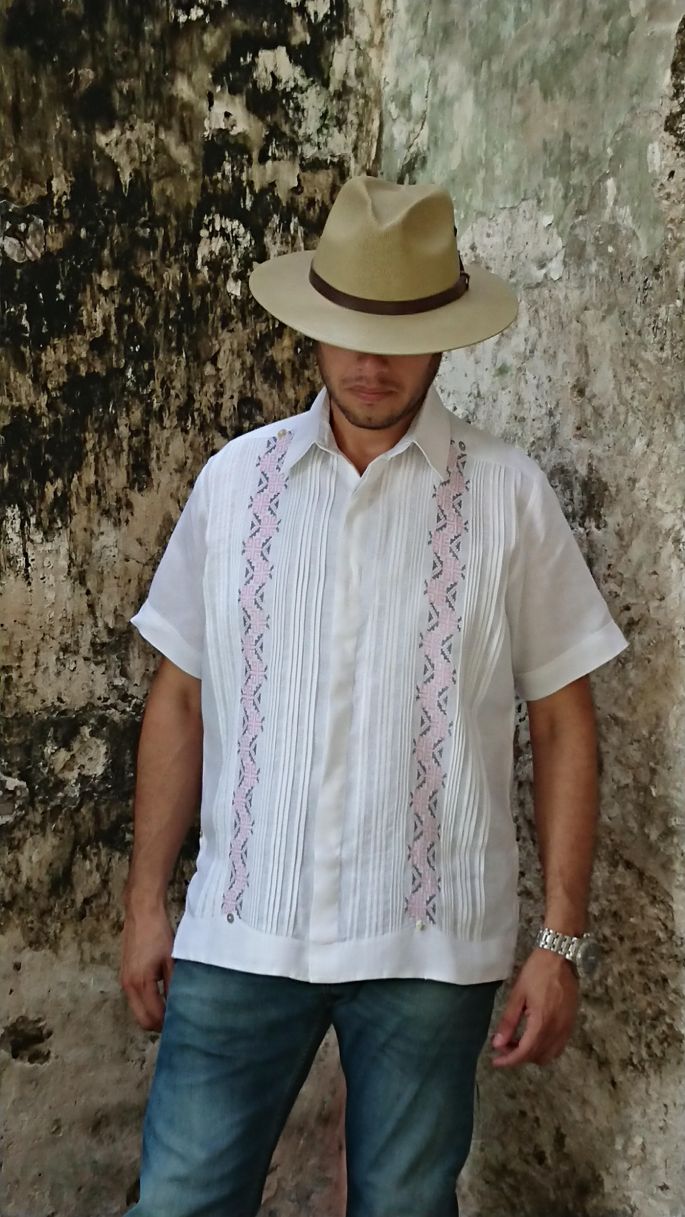 Muestra “Capital de la Guayabera, Yucatán”, en el marco del Tianguis Turístico