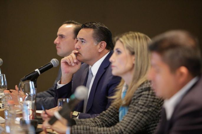 Presidentas y presidentes municipales de ciudades capitales se reúnen para compartir experiencias y avanzar en su fortalecimiento