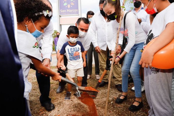 El Alcalde Renán Barrera presidió la inauguración del Centro Comunitario de San Marcos “ComUNIDAD que ConVIVE”