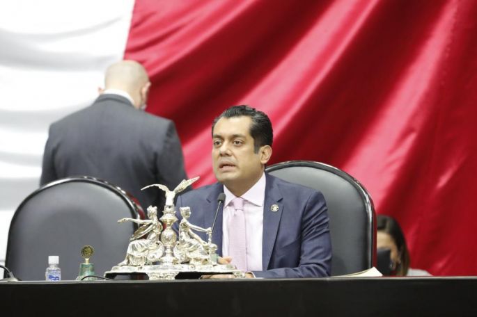 La Cámara de Diputados presentó ante la Suprema Corte una demanda de controversia constitucional contra el INE