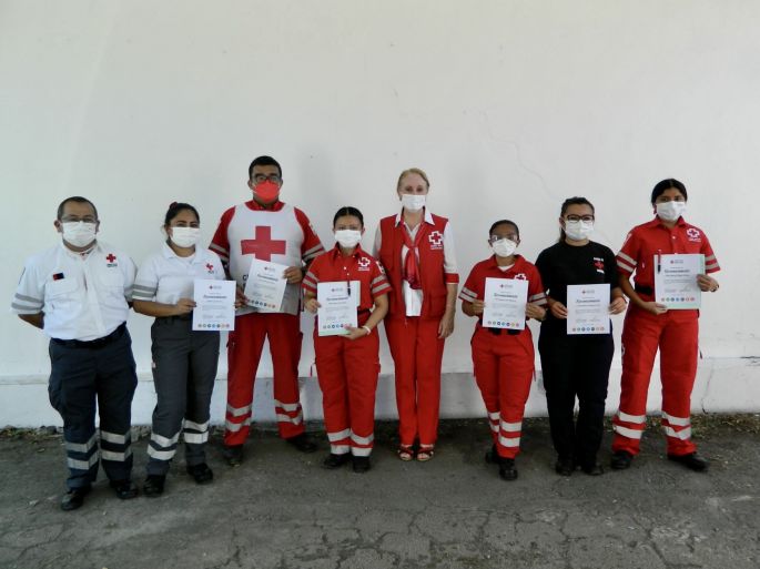 Se gradúa la Generación XXXI de Técnicos en Urgencias Médicas de la Cruz Roja Mexicana