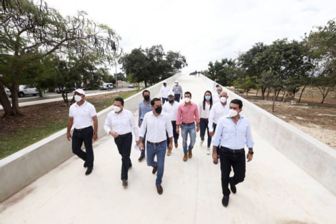Constata el Gobernador Mauricio Vila las nuevas áreas del parque metropolitano Paseo Henequenes