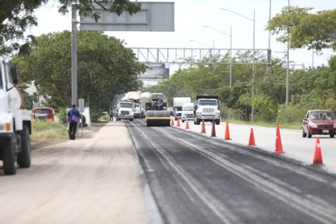 Avanzan trabajos de repavimentación en la zona sur del Periférico de Mérida   