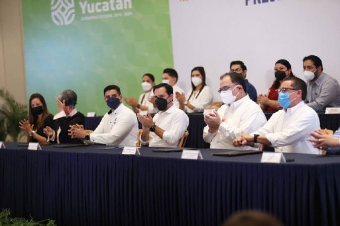 Yucatán redobla esfuerzos con universidades públicas y privadas del estado para establecer la Red Estatal de Universidades Sustentables