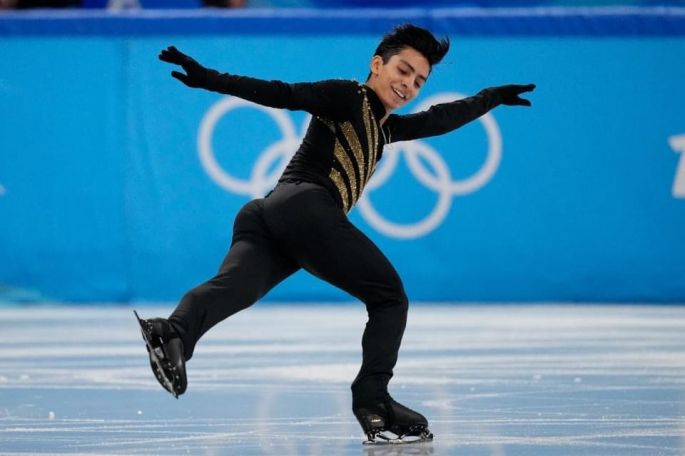 En Beijing 2022, Donovan Carrillo mete a México a su primera final de patinaje artístico