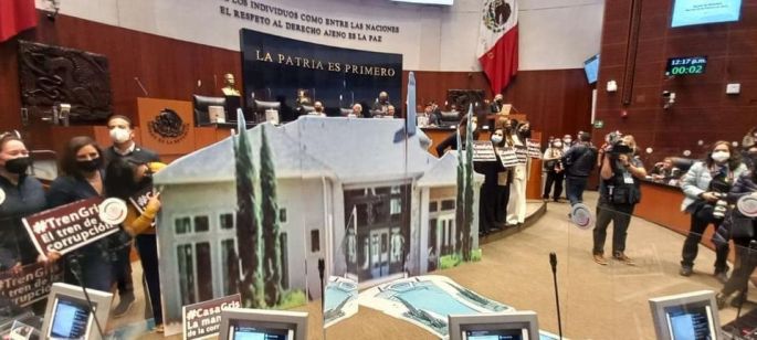 El PAN toma tribuna del Senado para exigir que se discuta la corrupción del hijo del presidente