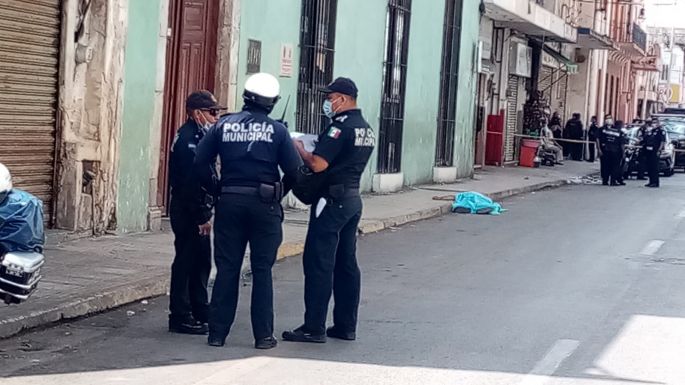 Fallece en plena calle 60 del Centro de Mérida 