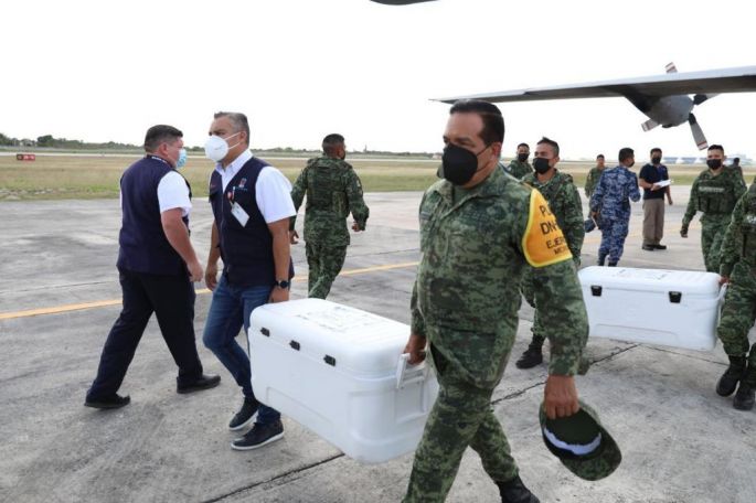 Más de 250 mil vacunas contra el Coronavirus llegan a Yucatán para continuar protegiendo a la población de esta enfermedad