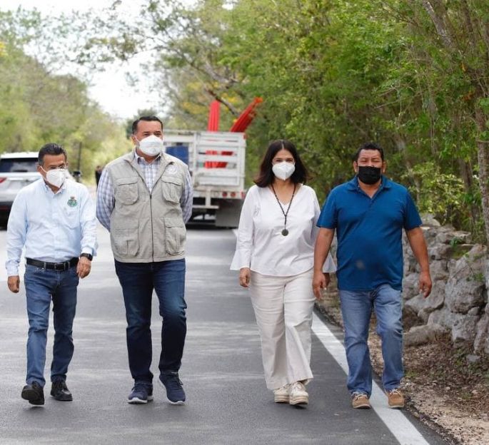 El Ayuntamiento de Mérida ilumina el tramo carretero Chablekal-Dzibilchaltún para dar más seguridad a la ciudadanía